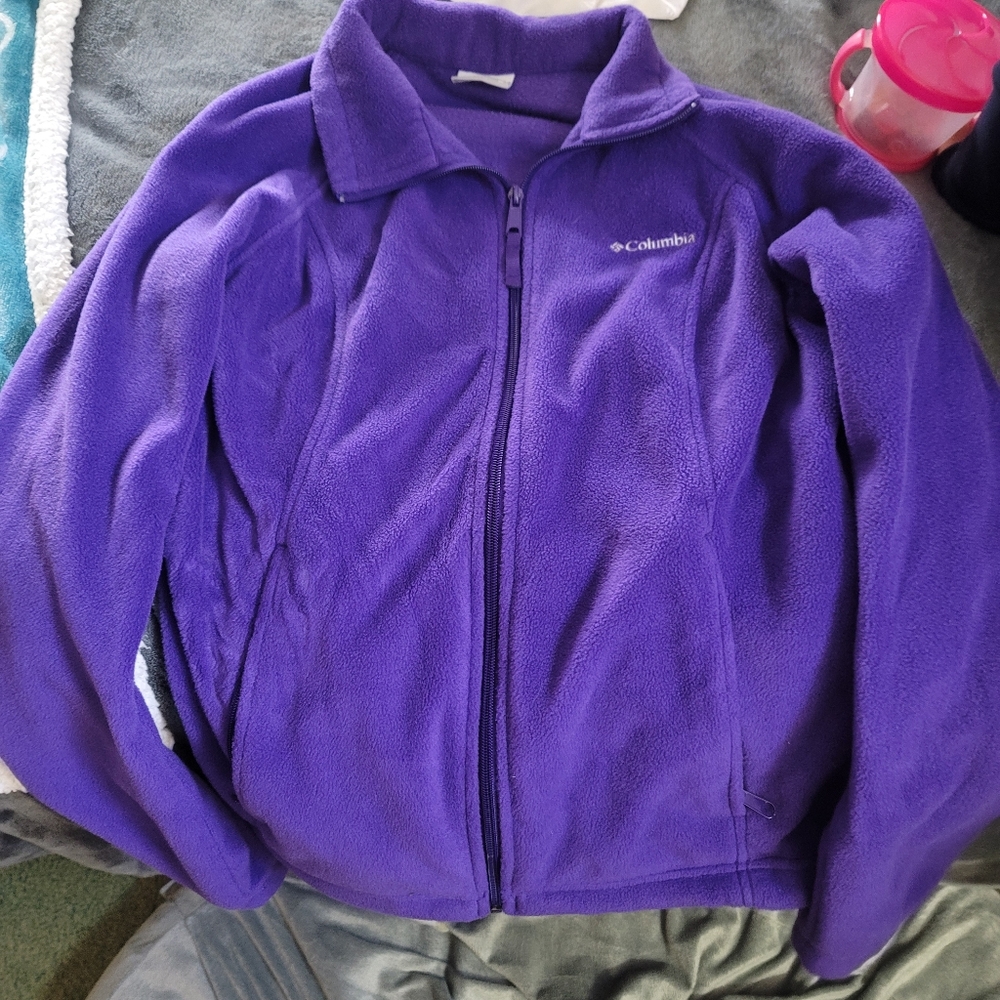 Medium purple Columbia fleece jacket